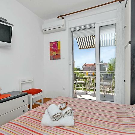 Mirjana & Ivo Apartment มาคาร์สกา ภายนอก รูปภาพ