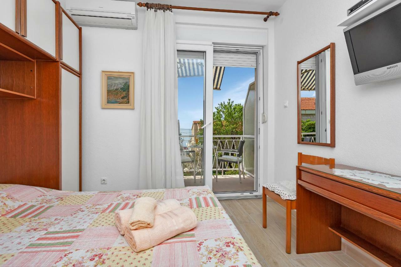 Mirjana & Ivo Apartment มาคาร์สกา ภายนอก รูปภาพ